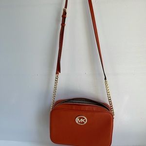 Michael KORS Light Red Pebble Leather